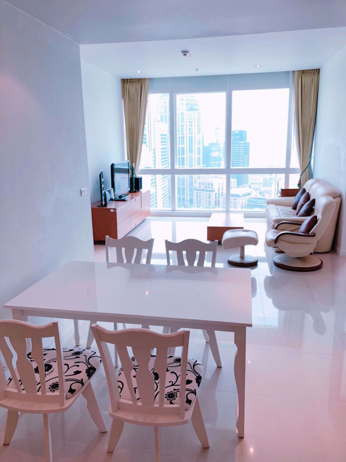 2 bed Condo in Millennium Residence Khlongtoei Sub District MilleniumID04051 - Millennium Residence -  2 bedrooms